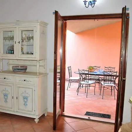 Holiday home Lena 100 Mt Dal Mare Tra Terracina E Sperlon *