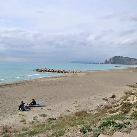 Lena 100 Mt Dal Mare Tra Terracina E Sperlon